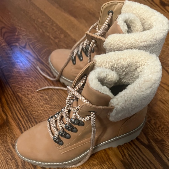 DV by Dolce Vita Russit boots size 7 - Picture 3 of 5